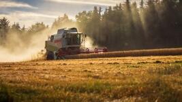 sklizeň claas-2147239 1280